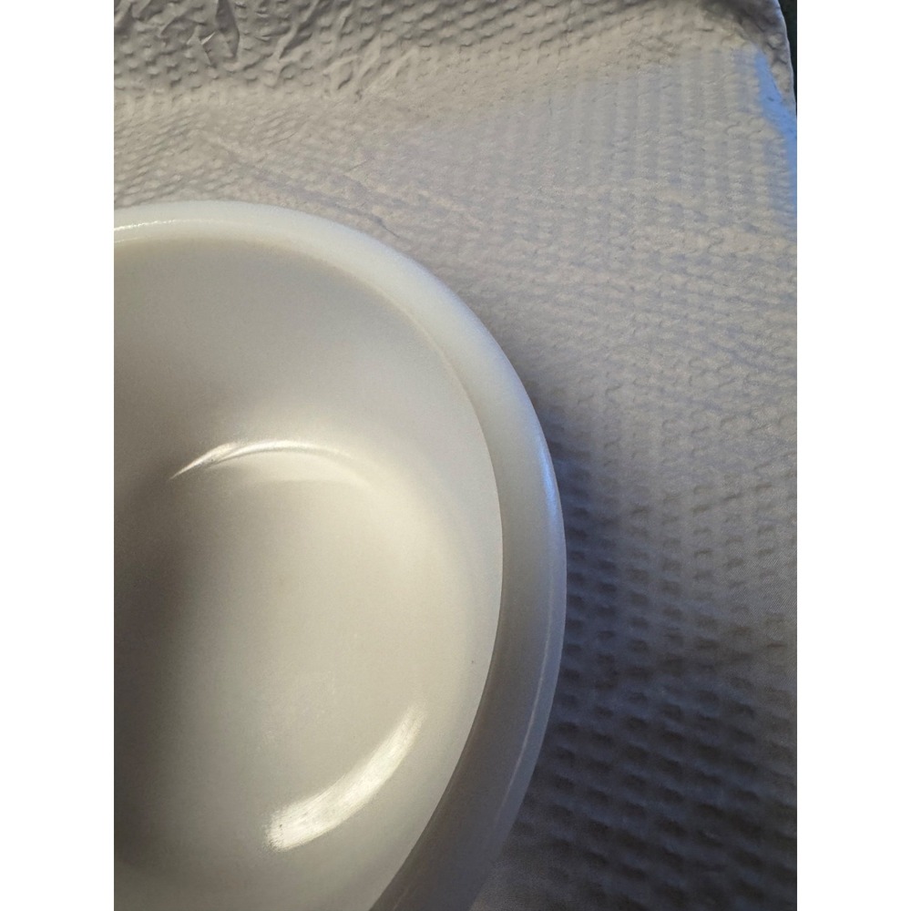 Vintage White Glass Mixing Bowls Crock 6" & 9" Diameter Set of 2 - Picture 15 of 16
